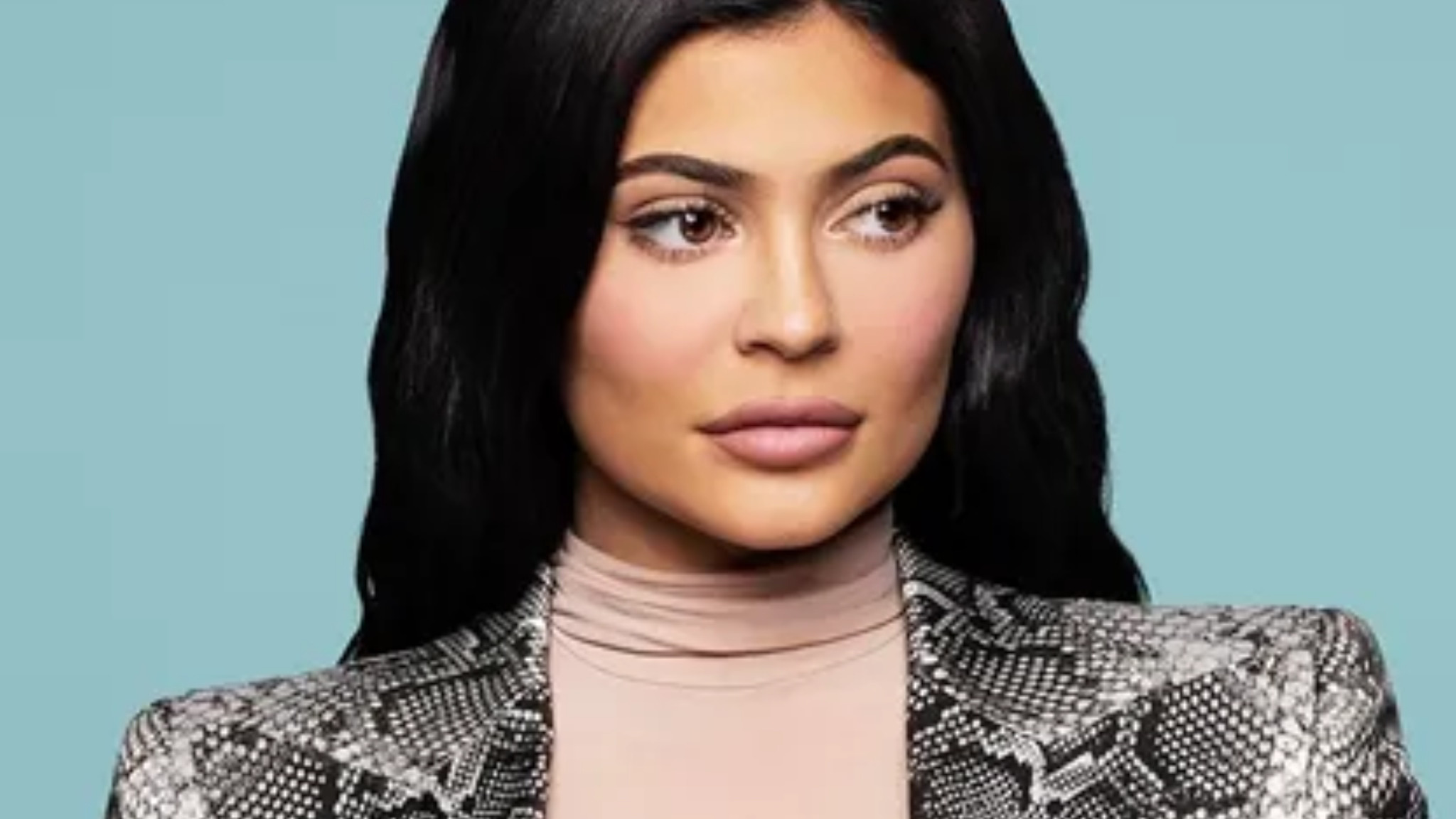 Kylie Jenner Sued by Former Housekeeper - Loud Drip